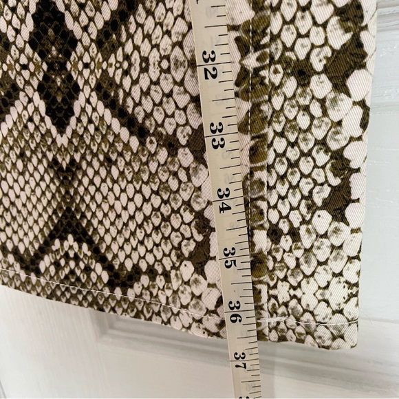 J. Crew Snake Patterned Pants Women Size 28 - Picture 9 of 10